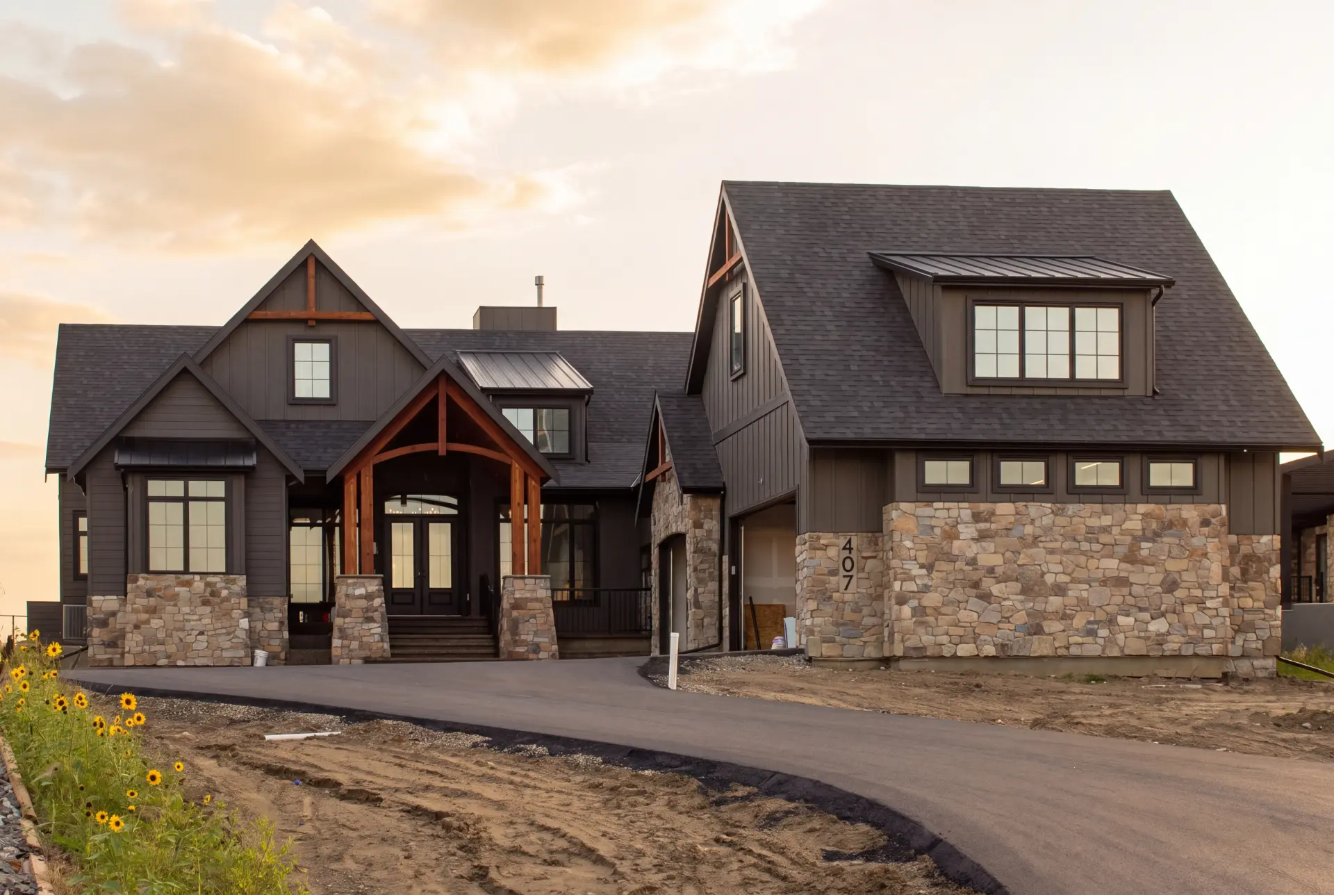 Spacious estate lot
